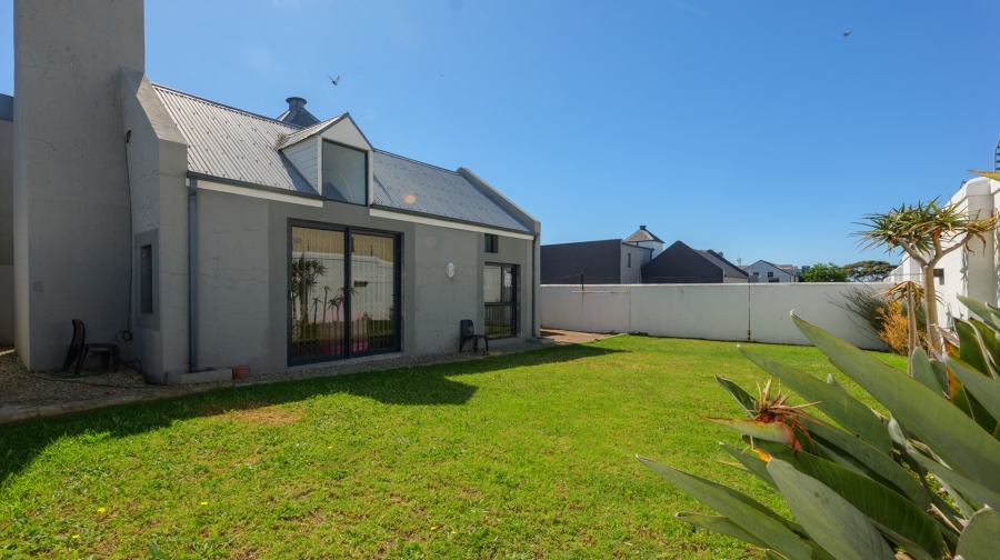2 Bedroom Property for Sale in Bredasdorp Western Cape